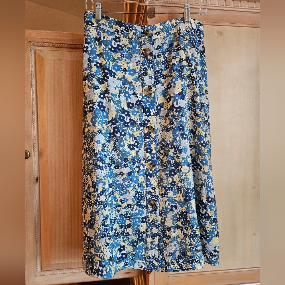Ann Taylor floral skirt